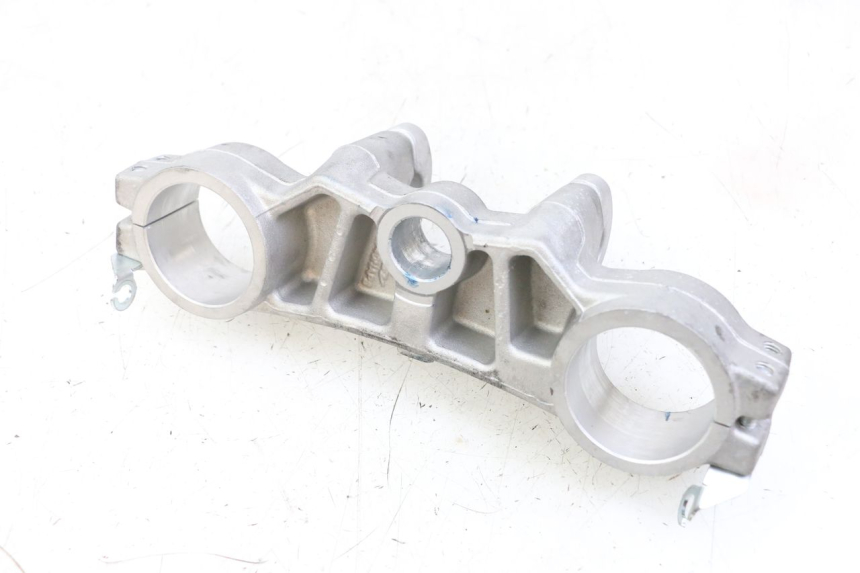 photo de PIASTRA SUPERIORE VENT DERAPAGE 50 (2018 - 2023) - Zoom sullo stato d'uso