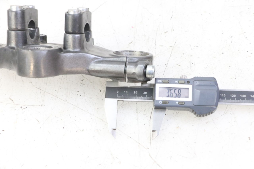 photo de PIASTRA SUPERIORE DERBI SENDA R X-TREME 50 (2006 - 2010) - Dettaglio del componente