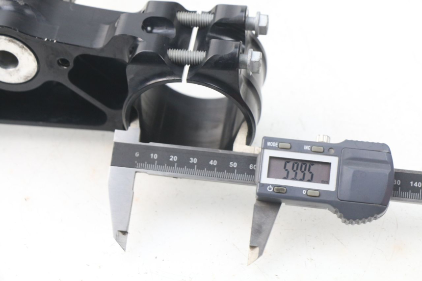 photo de PIASTRA SUPERIORE HUSQVARNA FC 350 (2019 - 2022) - Dettaglio del componente