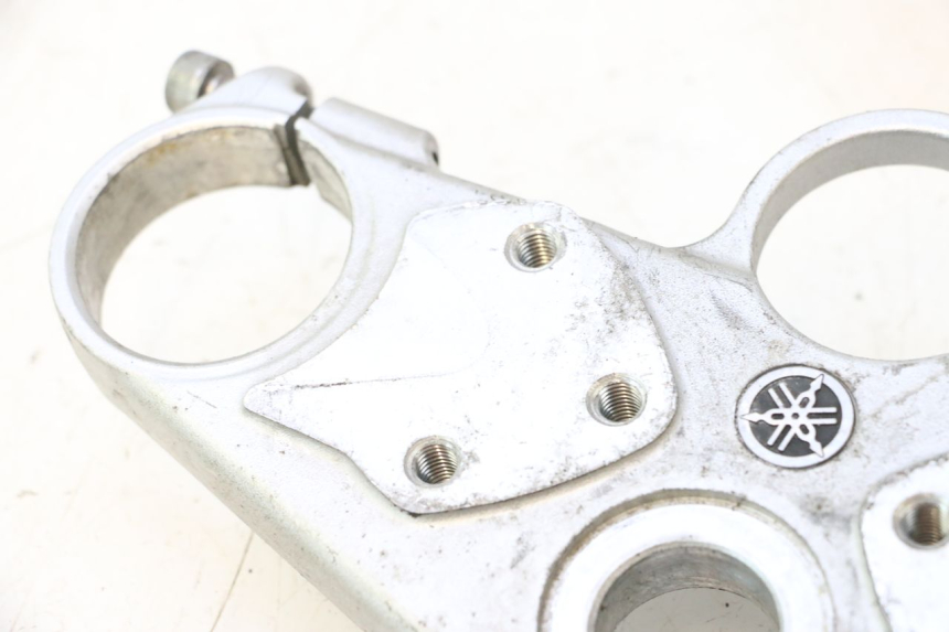 photo de PIASTRA SUPERIORE YAMAHA FJR 1300 (2001 - 2005) - Stato della superficie e materiale