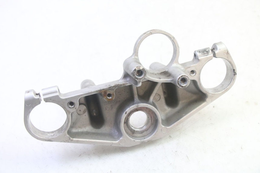 photo de PIASTRA SUPERIORE YAMAHA FZ6 N FAZER 600 (2004 - 2006) - Primo piano tecnico