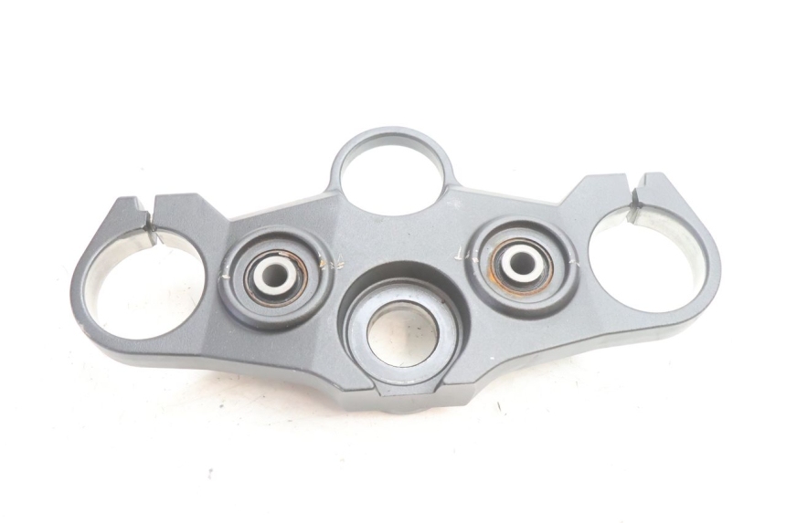 photo de PIASTRA SUPERIORE YAMAHA FZ8 800 (2010 - 2016) - Dettaglio del componente