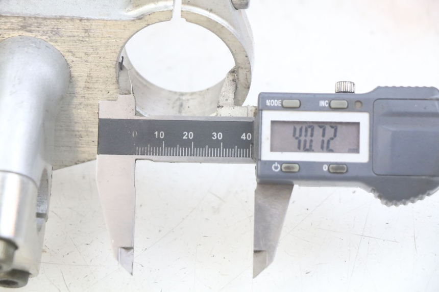 photo de TELAIO SUPERIORE YAMAHA FZS FAZER 600 (1998 - 2001) - Dettaglio del componente