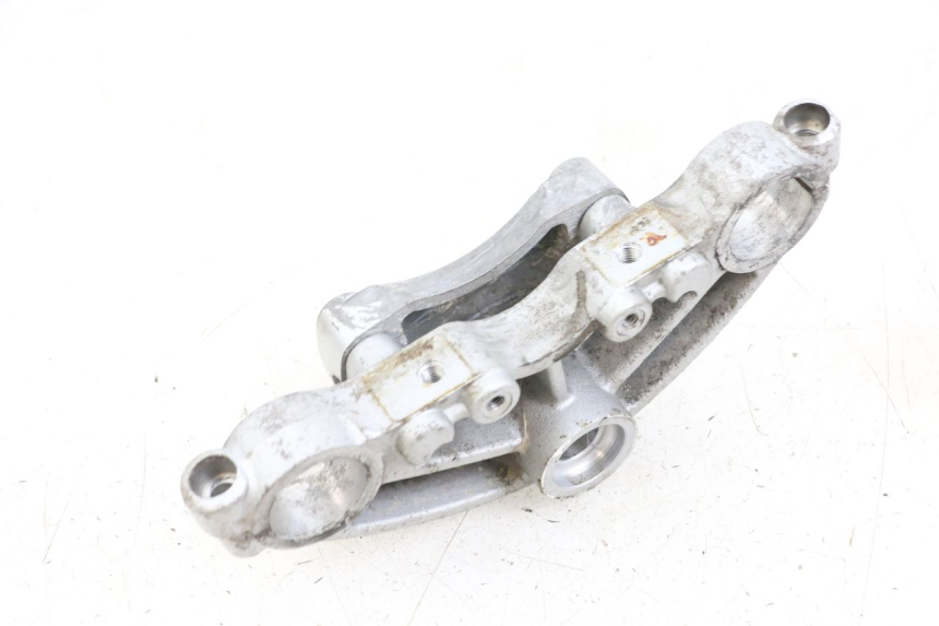 photo de PIASTRA SUPERIORE HYOSUNG GF 125 (2001 - 2005) - Primo piano tecnico