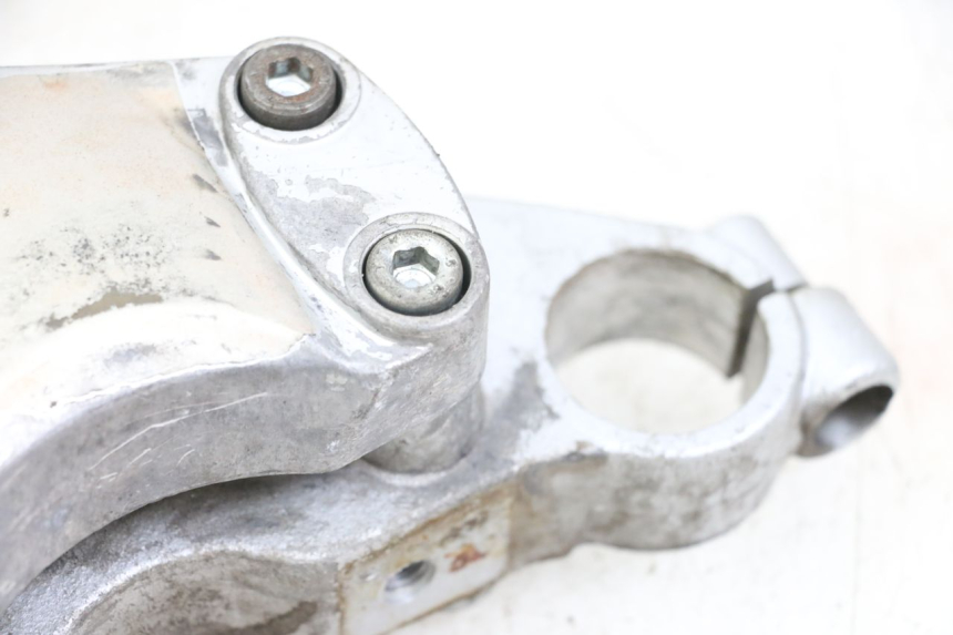 photo de PIASTRA SUPERIORE HYOSUNG GF 125 (2001 - 2005) - Vista d'insieme del prodotto