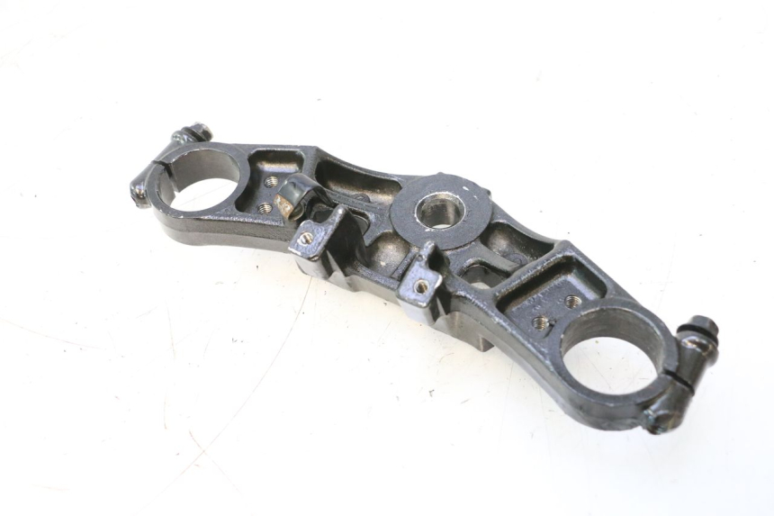 photo de PIASTRA SUPERIORE KAWASAKI GPX F ZX750F 750 (1986 - 1990) - Zoom sullo stato d'uso