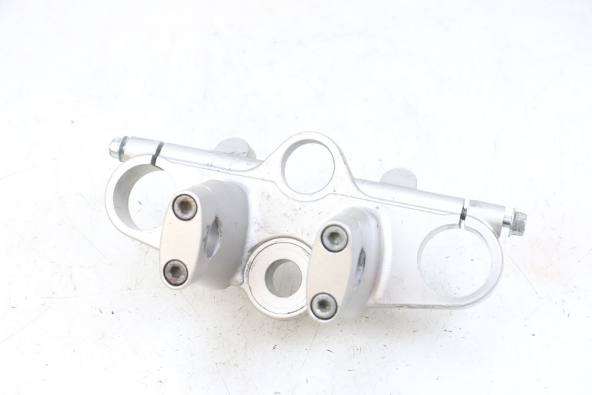 photo de PIASTRA SUPERIORE SUZUKI GSF N BANDIT 600 (1996 - 1999) - Vista principale