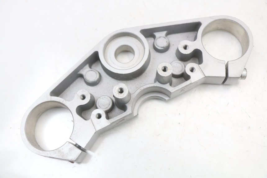 photo de PIASTRA SUPERIORE HYOSUNG GTR 125 (2006 - 2008) - Altra angolazione