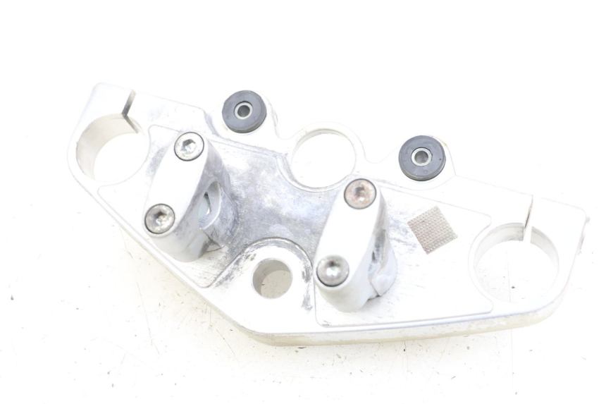 photo de PIASTRA SUPERIORE SUZUKI GZ MARAUDER 125 (1998 - 2004) - Vista principale