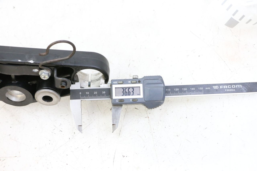 photo de PIASTRA SUPERIORE KEEWAY K-LIGHT KLIGHT 125 (2018 - 2025) - Primo piano tecnico