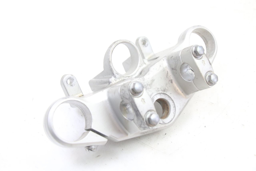 photo de PIASTRA SUPERIORE KAWASAKI ZR7 ZR-7 S 750 (1999 - 2004) - Zoom sullo stato d'uso