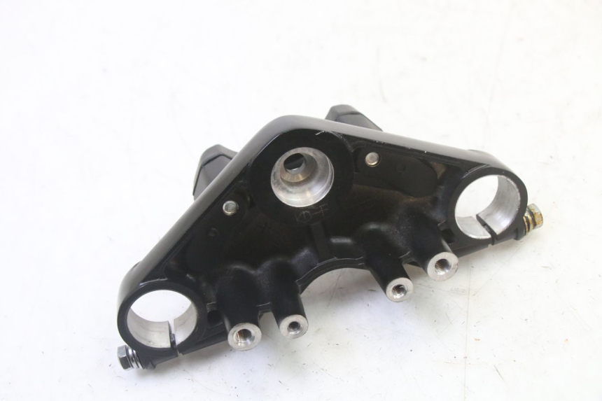 photo de PIASTRA SUPERIORE KIDEN KD125-G 125 (2018 - 2022) - Primo piano tecnico