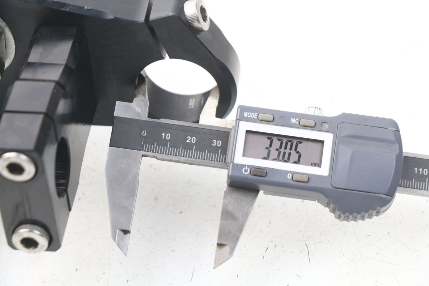 photo de PIASTRA SUPERIORE YCF LITE F 125 - Primo piano tecnico