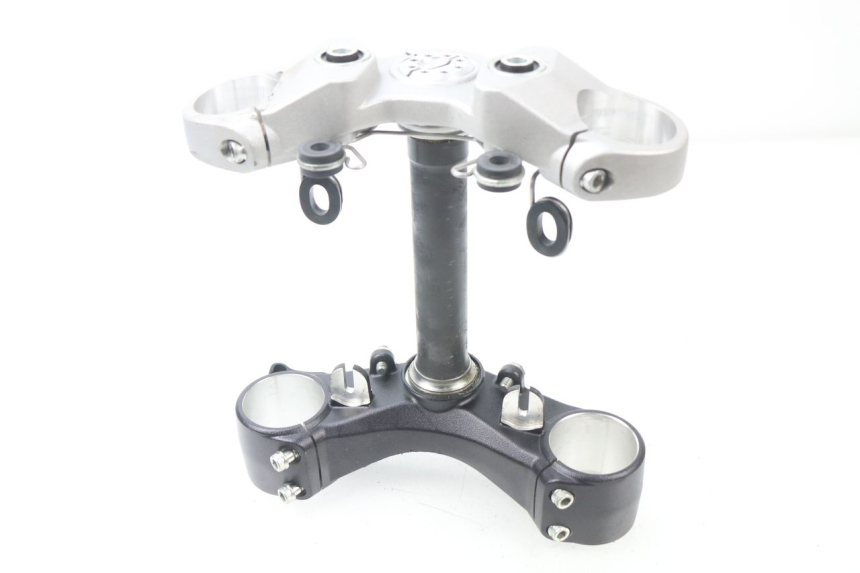 photo de PIASTRA SUPERIORE DUCATI M796 MONSTER 796 (2010 - 2014) - Ricambio usato controllato