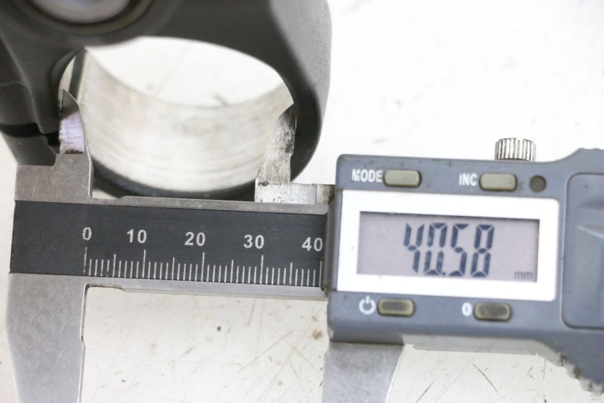 photo de PIASTRA SUPERIORE YAMAHA MT-07 MT07 ABS 700 (2018 - 2020) - Dettaglio del componente