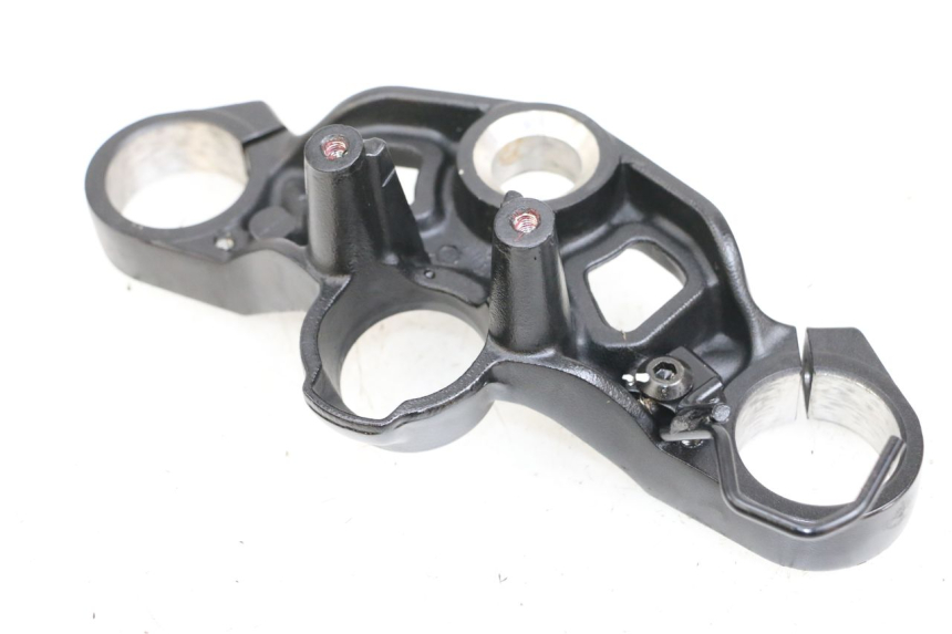 photo de PIASTRA SUPERIORE KAWASAKI NINJA 400 (2018 - 2023) - Zoom sullo stato d'uso