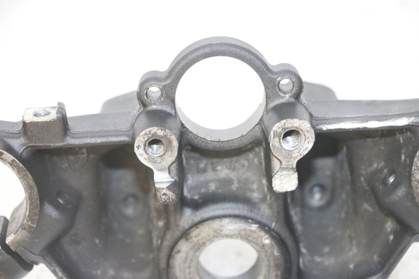 photo de PIASTRA SUPERIORE HONDA NTV DEAUVILLE ABS 700 (2007 - 2016) - Zoom sullo stato d'uso