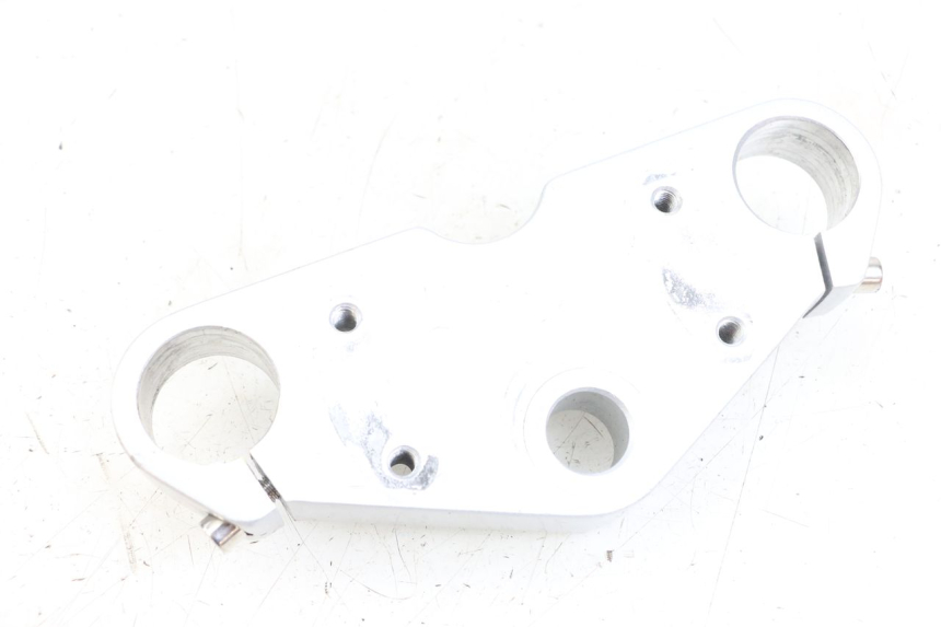 photo de PIASTRA SUPERIORE ASTOR ORCAL 125 (2015 - 2017) - Primo piano tecnico