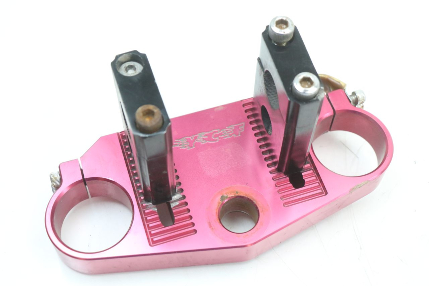 photo de PIASTRA SUPERIORE YCF PIT BIKE 125 (2010 - 2018) - Altra angolazione