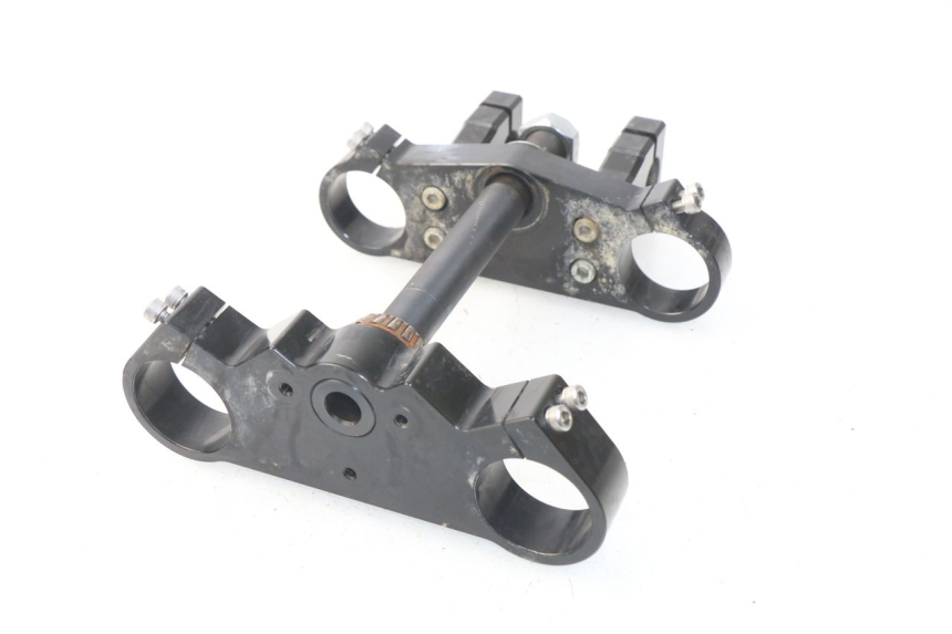 photo de PIASTRA SUPERIORE YCF R-START 125 - Altra angolazione