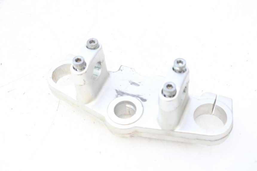 photo de PIASTRA SUPERIORE MZ RT 125 (2000 - 2008) - Caratteristiche distintive