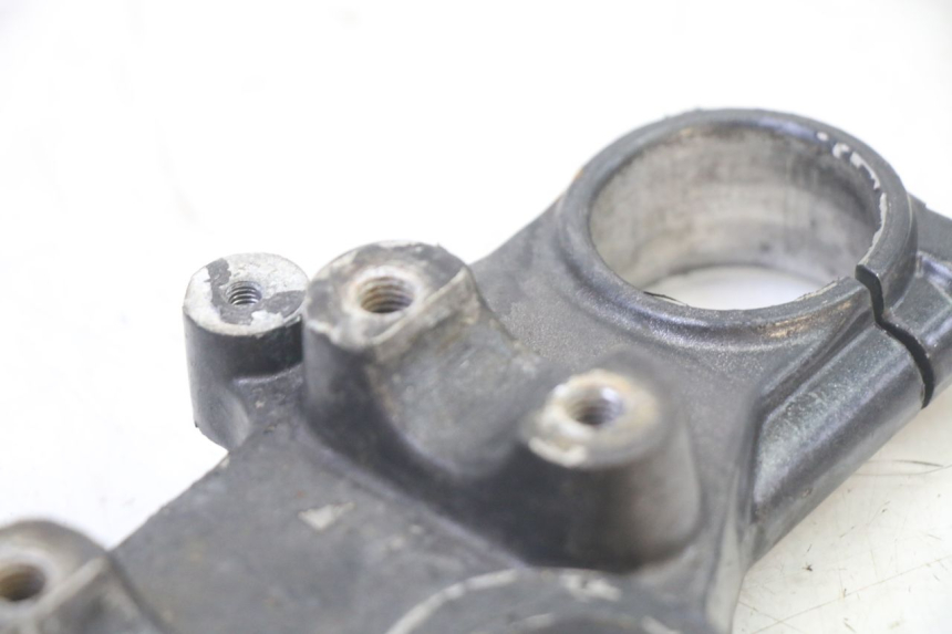 photo de PIASTRA SUPERIORE GILERA SMT SUPERMOTARD 50 (2009 - 2017) - Primo piano tecnico