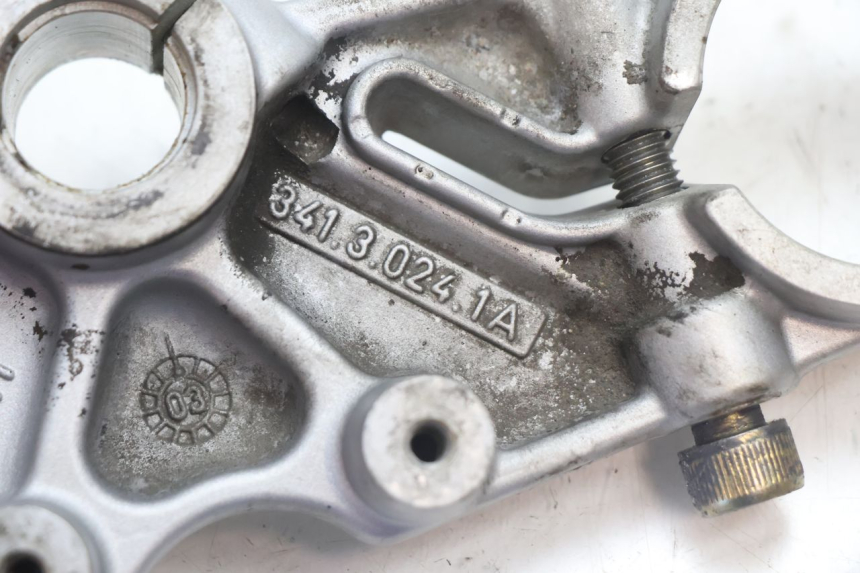 photo de PIASTRA SUPERIORE DUCATI SS IE DS CARENEE 1000 (2002 - 2006) - Primo piano tecnico