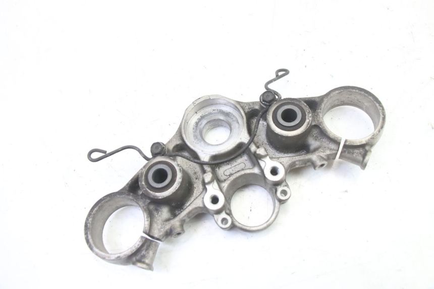 photo de PIASTRA SUPERIORE HONDA ST PAN EUROPEAN 1300 (2002 - 2013) - Dettagli dei punti di fissaggio