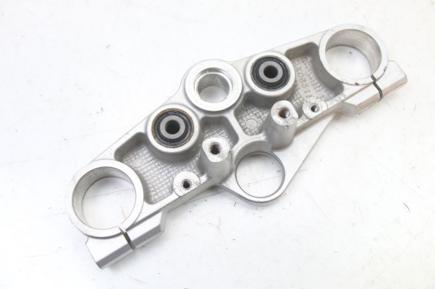 photo de Forcella superiore SUZUKI GSX F GSXF 650 (2007 - 2015) - Primo piano tecnico