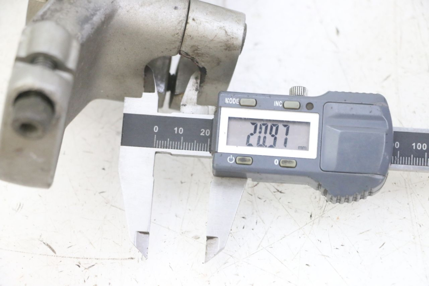 photo de PIASTRA SUPERIORE YAMAHA TDR DELTABOX 125 (1997 - 2003) - Zoom sullo stato d'uso