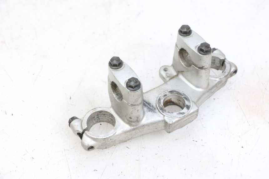 photo de Forcella superiore YAMAHA TTR 125 (2000 - 2020) - Stato della superficie e materiale