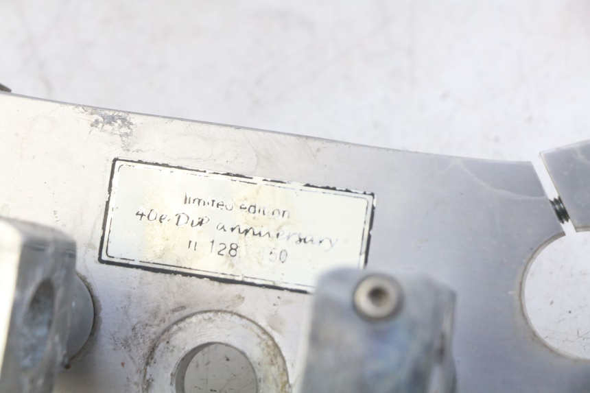 photo de TELAIO SUPERIORE DAELIM VL DAYSTAR 125 (2000 - 2011) - Stato della superficie e materiale