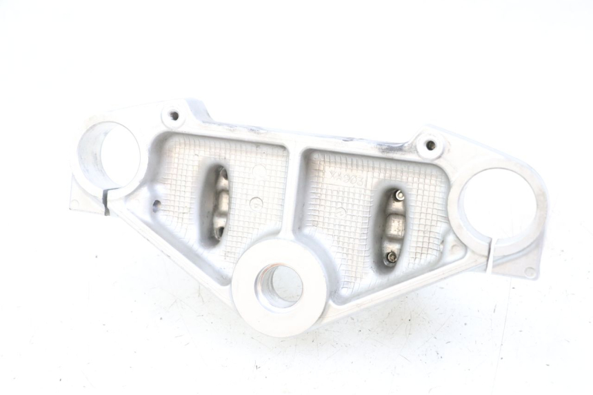 photo de PIASTRA SUPERIORE SUZUKI VL INTRUDER 125 (2004 - 2007) - Zoom sullo stato d'uso