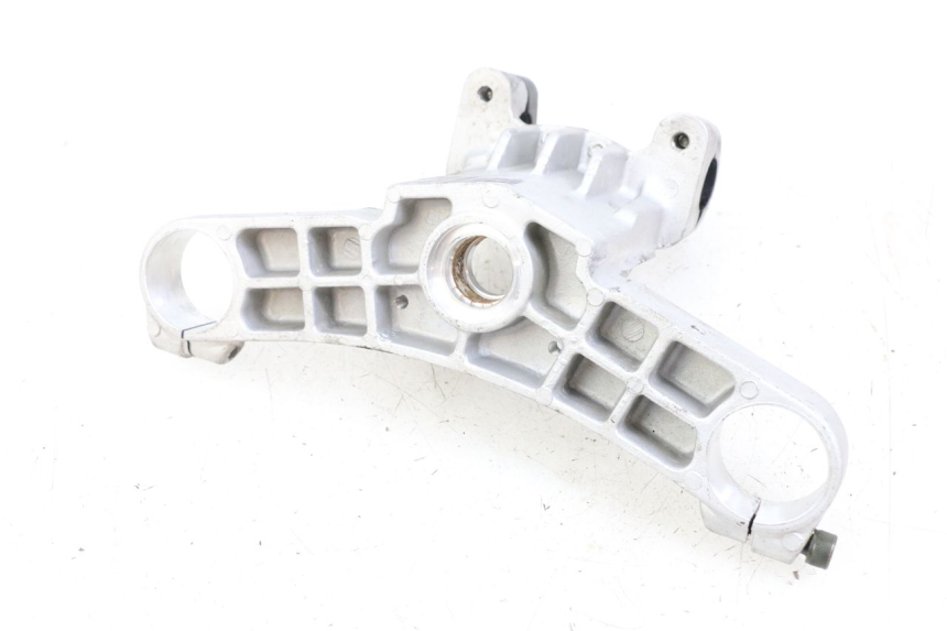 photo de Forcella superiore KYMCO XCITING 250 (2006 - 2009) - Dettagli dei punti di fissaggio