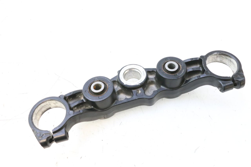 photo de PIASTRA SUPERIORE YAMAHA XP T-MAX ABS 500 (2005 - 2005) - Primo piano tecnico