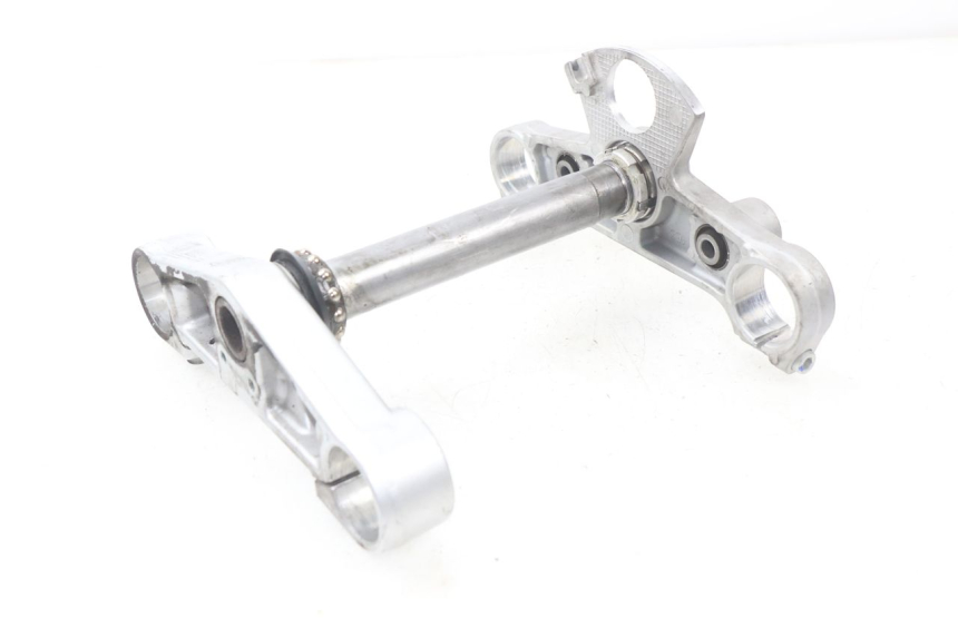 photo de Forcella superiore YAMAHA XP T-MAX TMAX 500 (2008 - 2012) - Altra angolazione