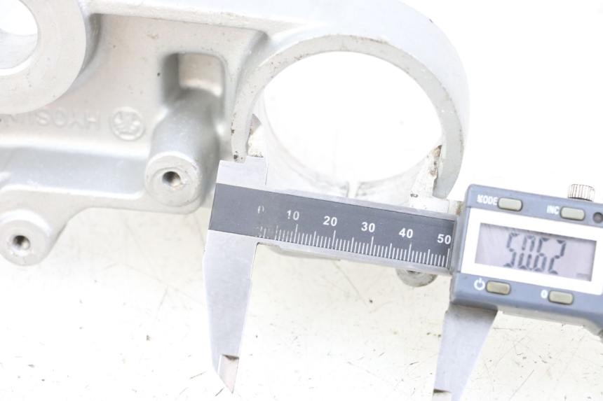 photo de Forcella superiore HYOSUNG XRX 125 (2000 - 2008) - Dettaglio del componente