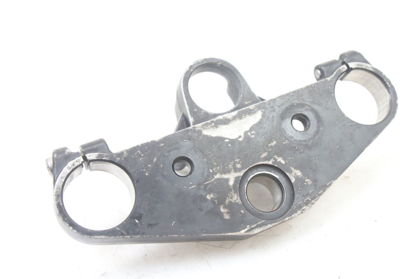 photo de PIASTRA SUPERIORE YAMAHA FZS FAZER 600 (2001 - 2003) - Dettaglio del componente