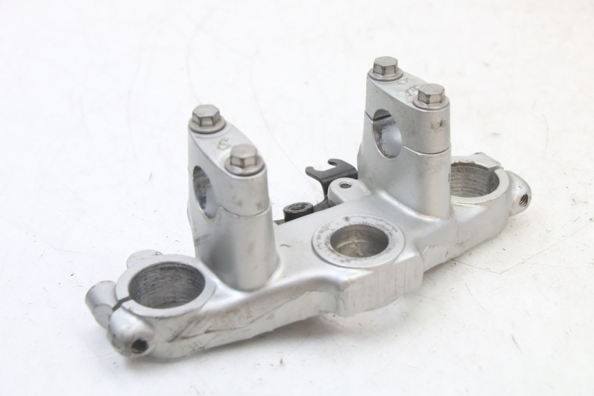 photo de Forcella superiore YAMAHA TTR 125 (2000 - 2020) - Altra angolazione