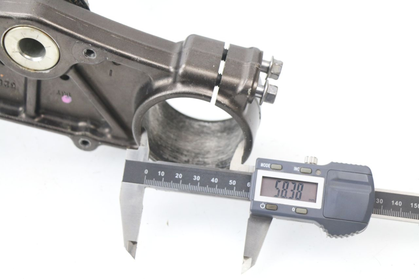 photo de Forcella superiore YAMAHA YZ-F YZF 250 (2007 - 2013) - Zoom sullo stato d'uso