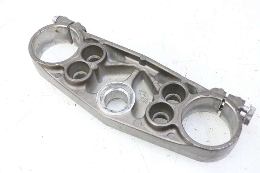 photo de PIASTRA SUPERIORE YAMAHA YZ-F YZF 250 (2014 - 2018) - Dettagli dei punti di fissaggio