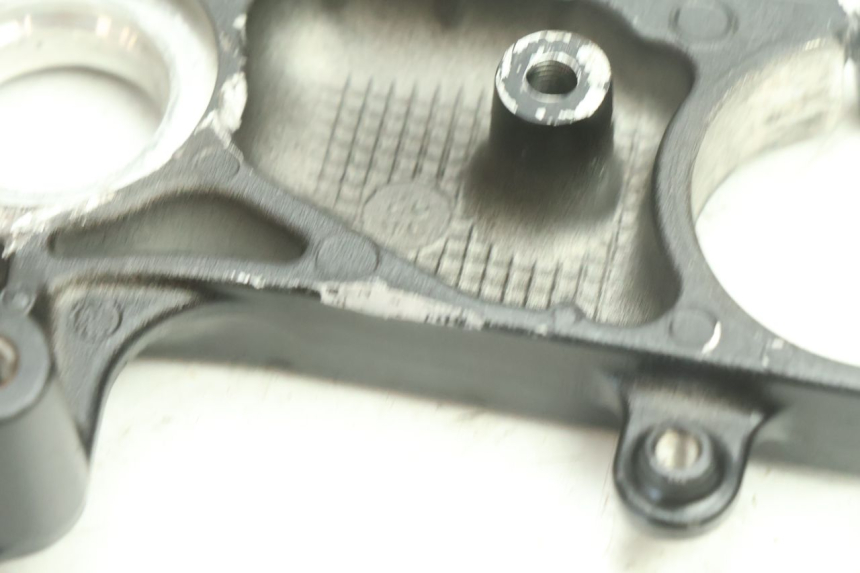 photo de PIASTRA SUPERIORE YAMAHA YZF R6 600 (2008 - 2009) - Ricambio usato controllato