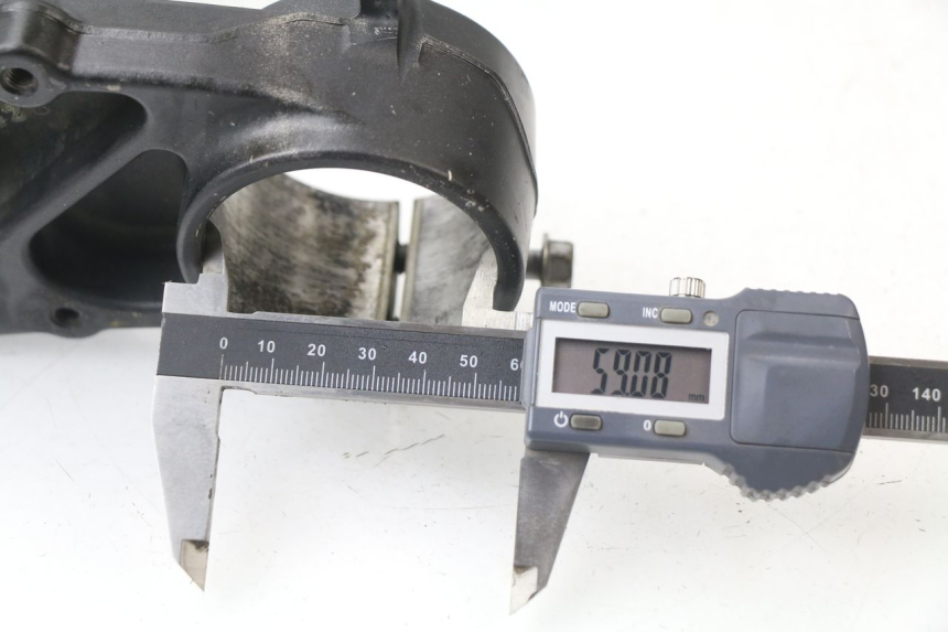 photo de Forcella superiore YAMAHA YZF YZ-F 450 (2018 - 2021) - Primo piano tecnico