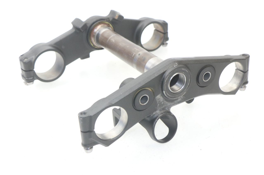 photo de PIASTRA SUPERIORE KAWASAKI Z ABS 750 (2007 - 2013) - Zoom sullo stato d'uso