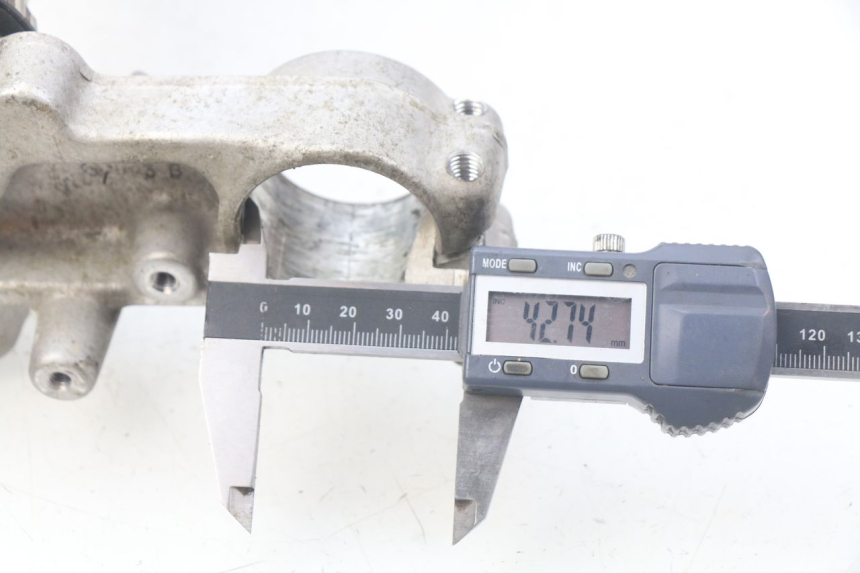 photo de TE FORCELLA SUZUKI XF FREEWIND 650 (1997 - 2003) - Zoom sullo stato d'uso