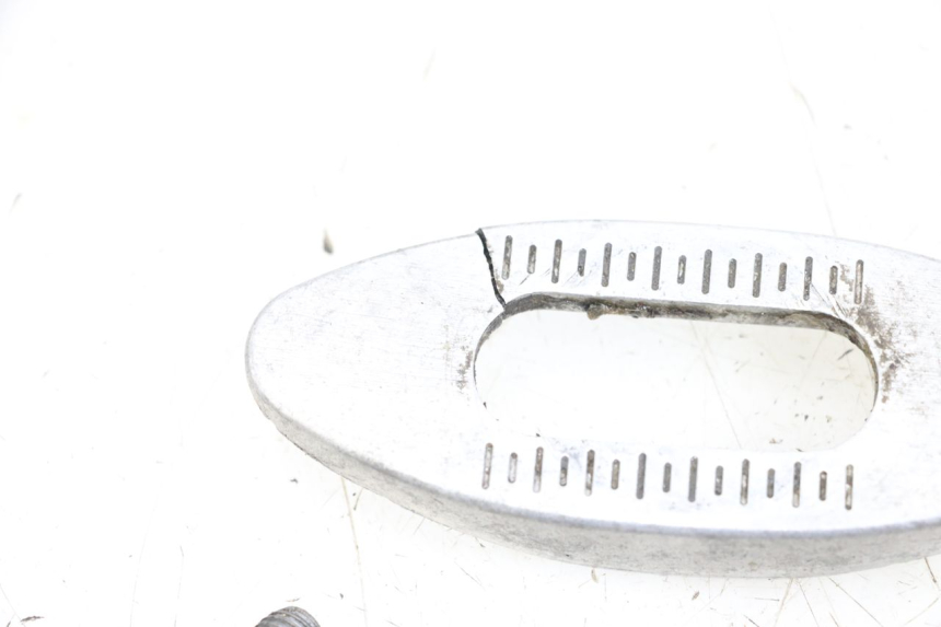 photo de TENDICATENA APRILIA CLASSIC 125 (1995 - 2001) - Dettagli dei punti di fissaggio