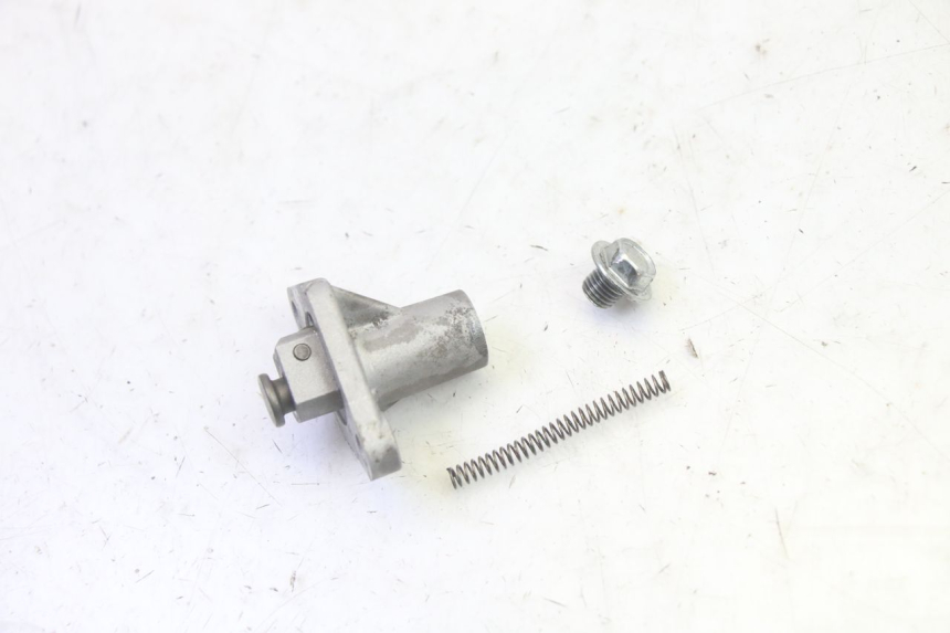 photo de TENDICATENA DISTRIBUTORE KYMCO AGILITY 16+ 4T 50 (2018 - 2023) - Zoom sullo stato d'uso