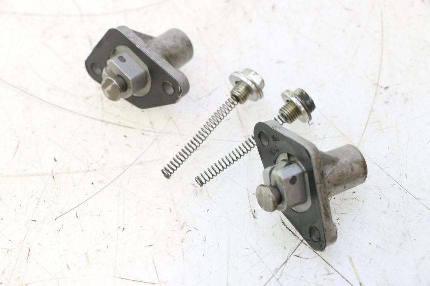 photo de TENDICATENA DISTRIBUTORE GILERA GP 800 (2007 - 2013) - Dettaglio del componente