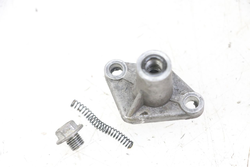 photo de TENDITORE CATENA DI DISTRIBUZIONE PEUGEOT SATELIS 125 (2013 - 2018) - Altra angolazione