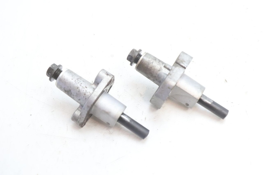 photo de TENDICATENA SUZUKI SV S 650 (2003 - 2009) - Dettagli dei punti di fissaggio